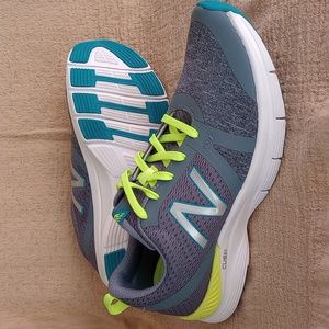 New Balance 715 Cross Trainers Womens 11